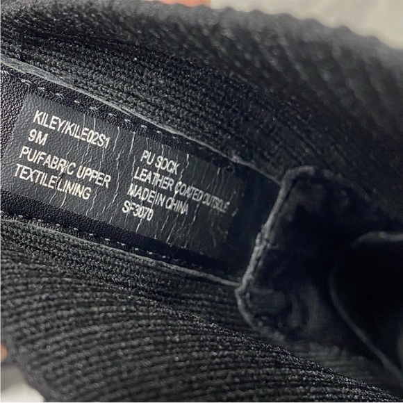 Steve Madden Kiley Black Chelsea Heeled Bootie 9M - Picture 8 of 8